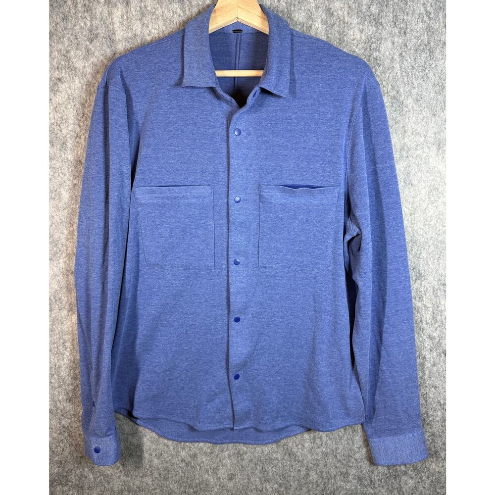 Lululemon Mens Soft Knit Overshirt Blue Medium Snap Button Zipper Pocket EUC